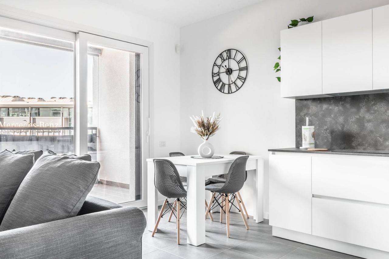 Harmony House - Rho Fiera 6Min - Free Parking - Terrace Διαμέρισμα Μιλάνο Εξωτερικό φωτογραφία